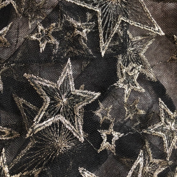 Mesh star tie tank top. - Picture 6 of 6